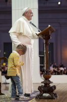 교황님과 어린이1.jpg